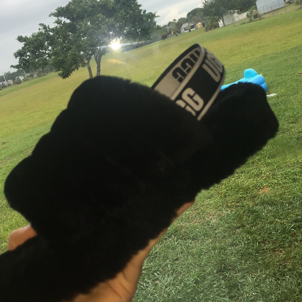 UGG Fluff Yeah Slides